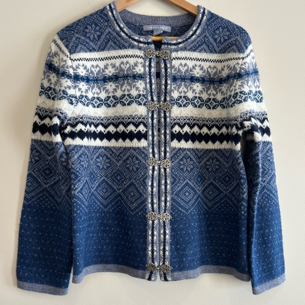 BEAUTIFUL Carrol Reed 100% Wool Cardigan Sweater. Great Condition! Size Large